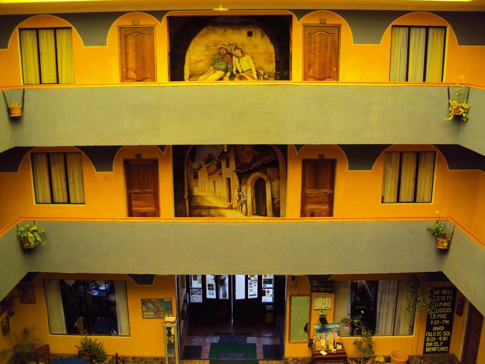 Hotel Utama Copacabana  Bagian luar foto
