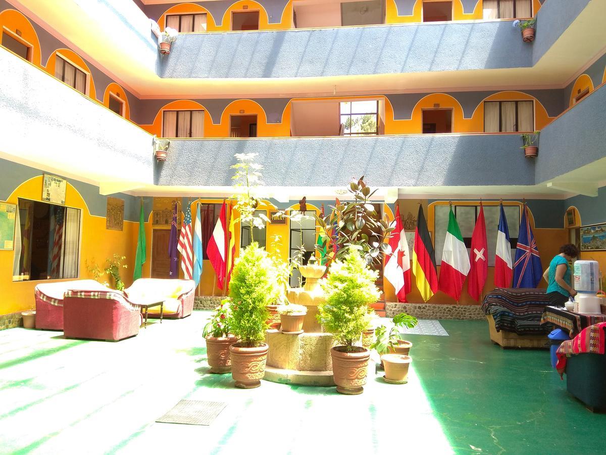 Hotel Utama Copacabana  Bagian luar foto