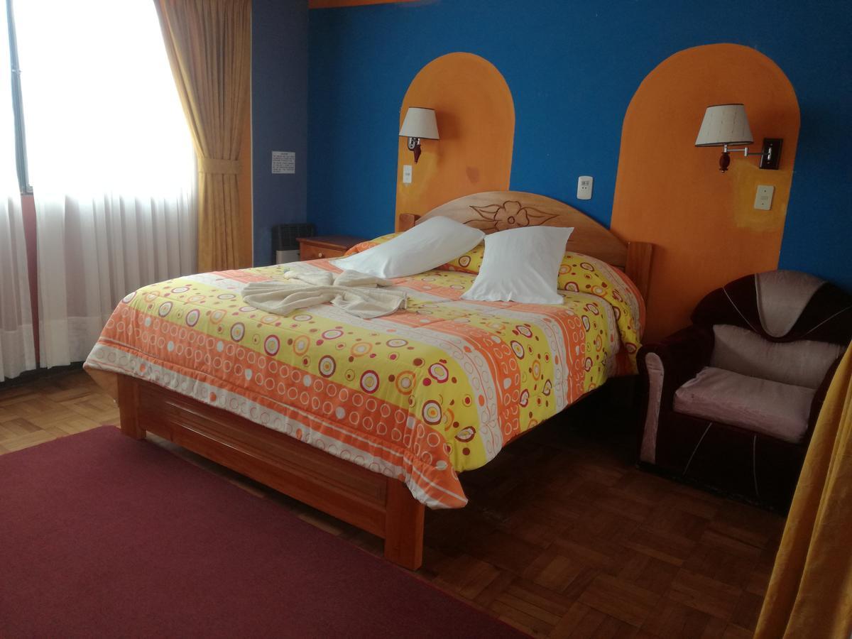 Hotel Utama Copacabana  Bagian luar foto